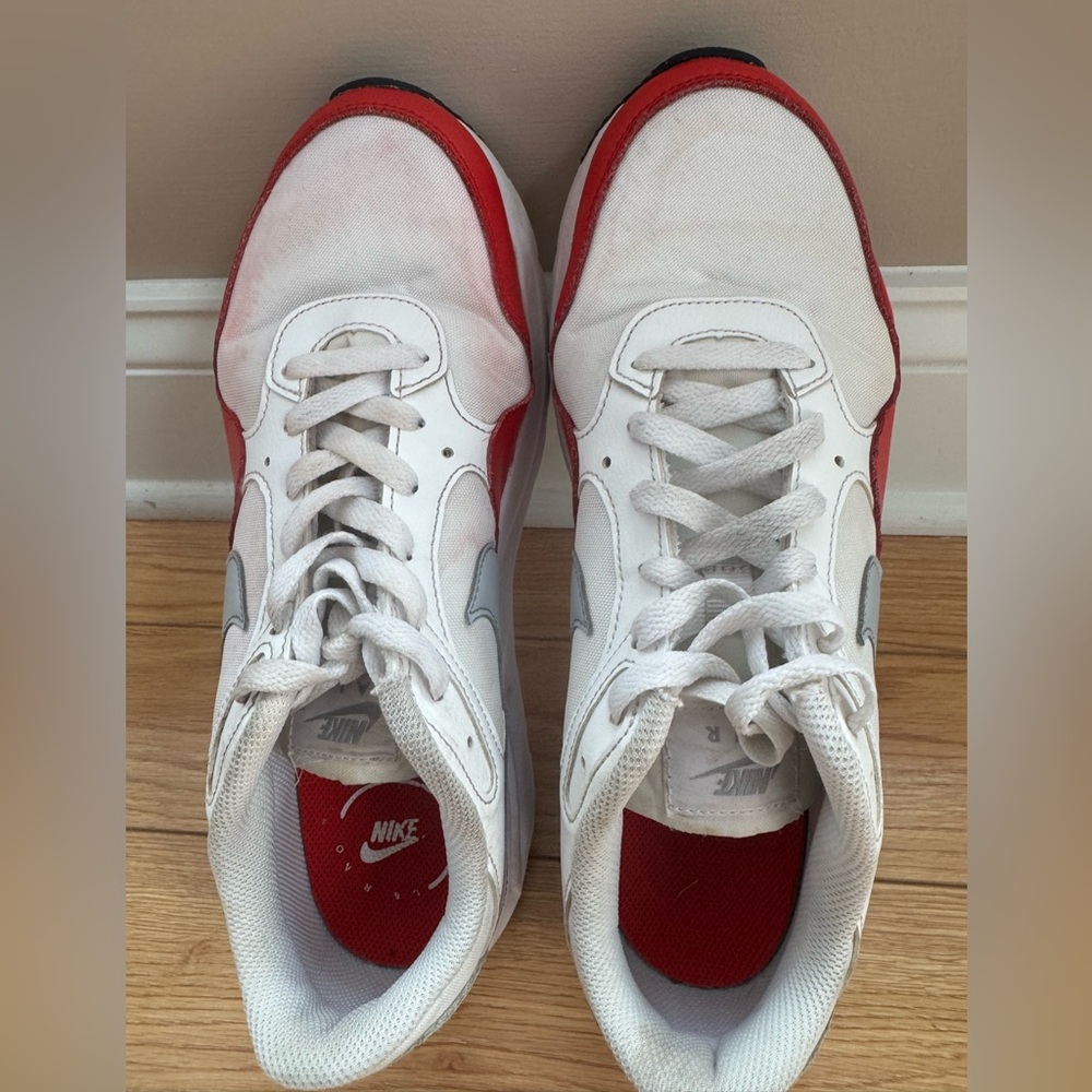 Nike Air Men’s Sneakers – White & Red – Size 9 - Picture 8 of 12